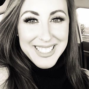 Meet your Posher, Lauren